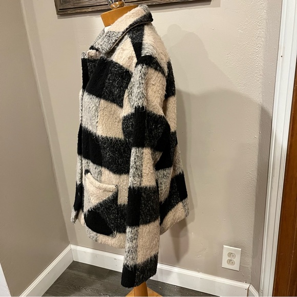 BlankNYC Out Of Line Black and Beige Plaid Oversized wool-blend Shacket Womens M - Picture 5 of 12